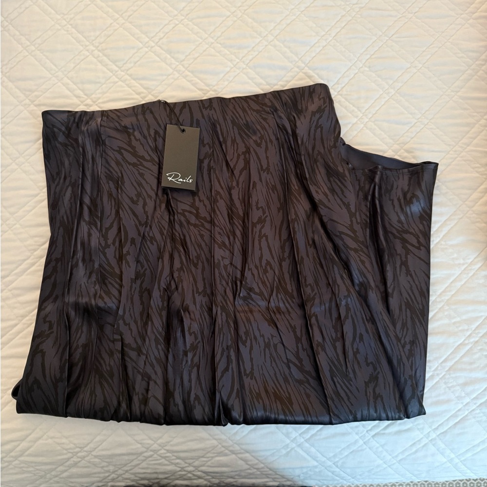 NWT RAILS Black and Gray Printed Midi Skirt